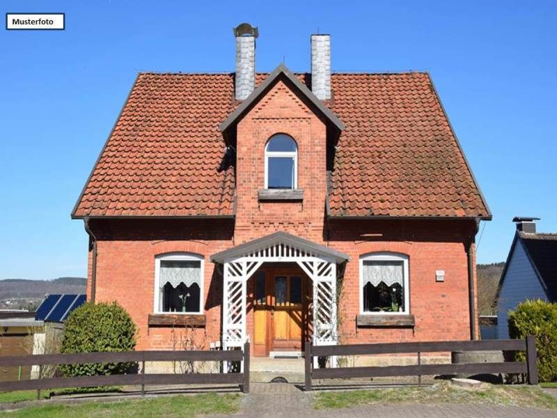 Provisionsfrei Zweifamilienhaus in 06711 Zeitz, Weißenfelser Str.